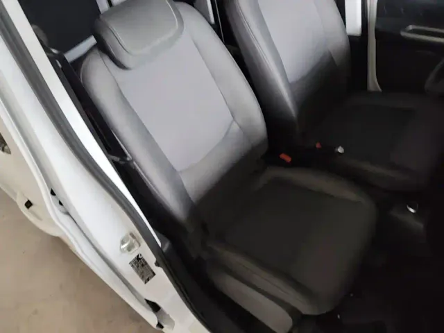 Wuling Zhiguang NEV — Фото автомобиля 24