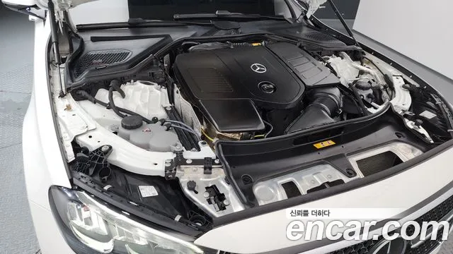 Mercedes-Benz E-Class — Фото автомобиля 6
