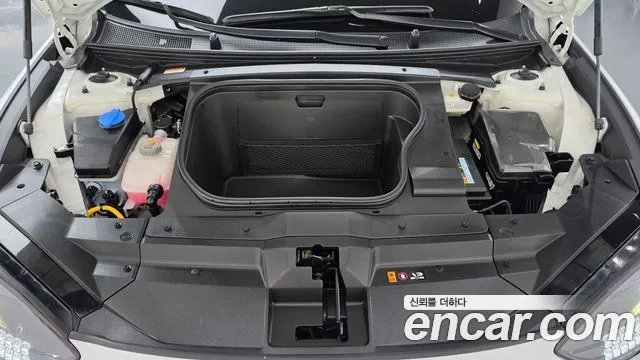 Hyundai Ioniq 6 — Фото автомобиля 9
