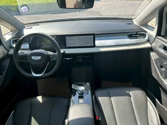 Geely Geometry E Firefly — Фото автомобиля 6