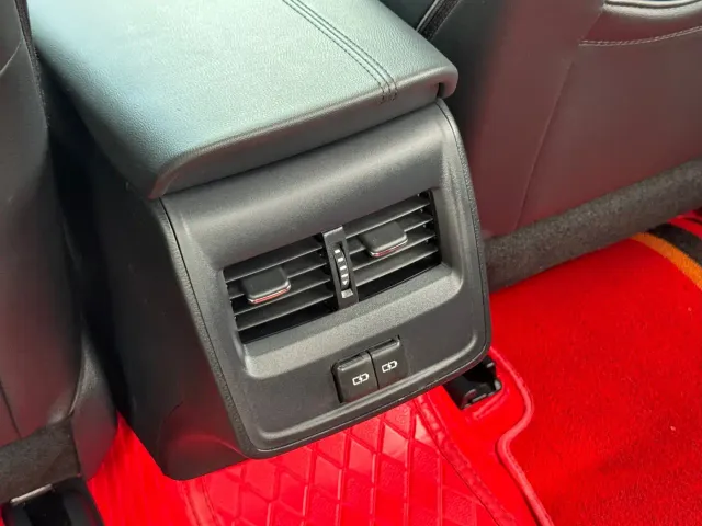 Toyota Avalon — Фото автомобиля 17