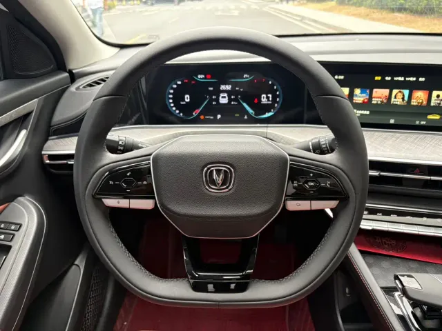 Changan Eado — Фото автомобиля 7