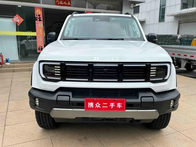 BAIC BJ40 — Фото автомобиля 3