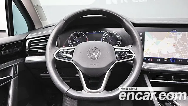 Volkswagen Touareg Touareg 3 поколение 3.0 TDI Premium — Фото автомобиля 11