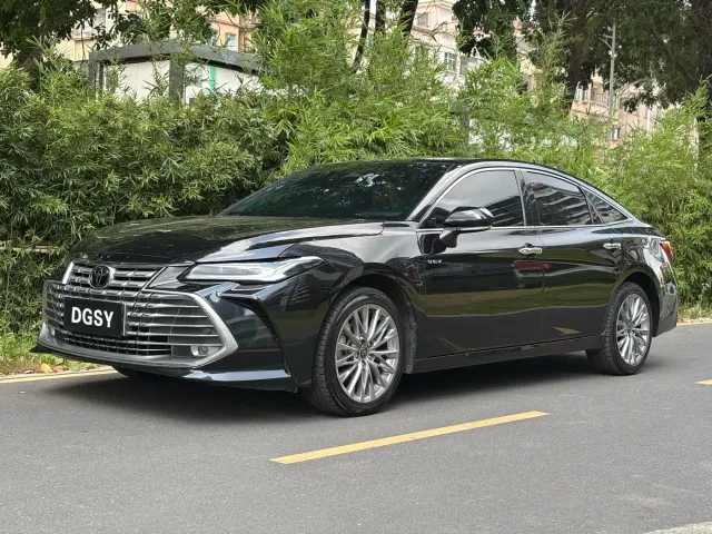 Фотография автомобиля — Toyota Avalon