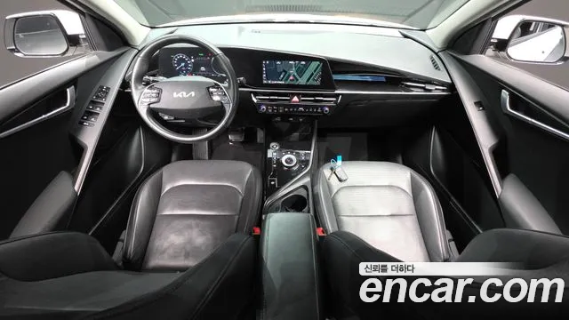 Kia Niro New — Фото автомобиля 10