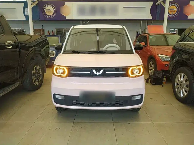 Wuling Hongguang Mini EV — Фото автомобиля 2