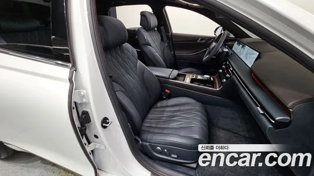 Genesis G80 Бензин 2.5 турбо 2WD — Фото автомобиля 23