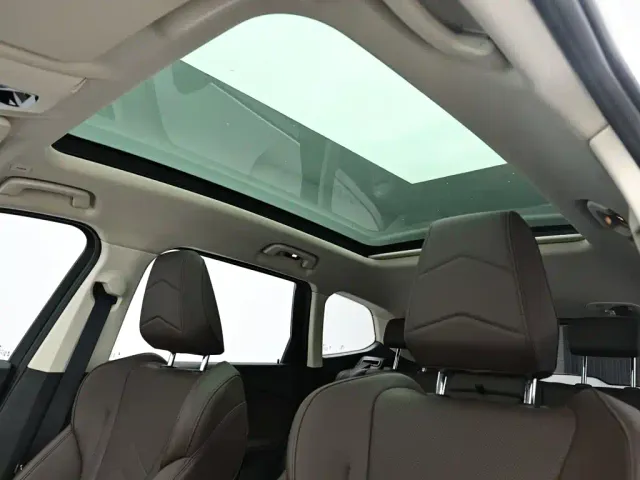 BMW X1 — Фото автомобиля 12