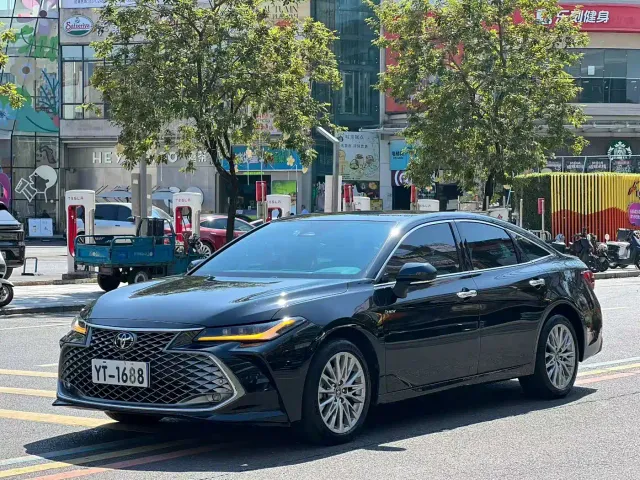 Фотография автомобиля — Toyota Avalon