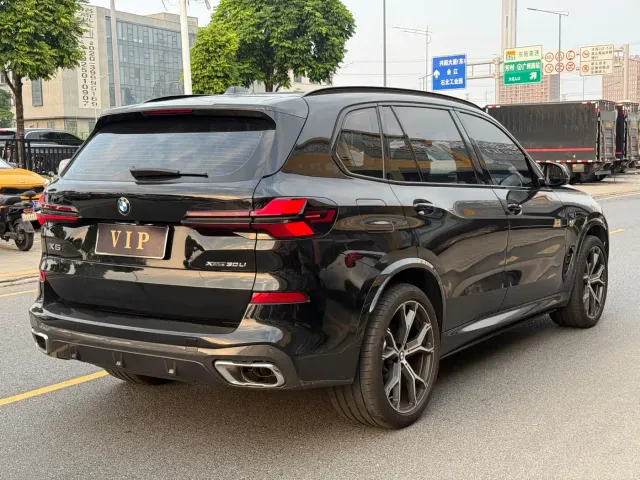 BMW X5 — Фото автомобиля 7