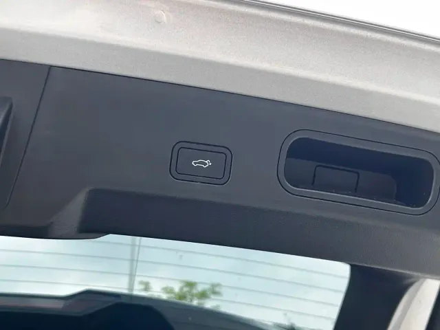 Geely Boyue L — Фото автомобиля 25
