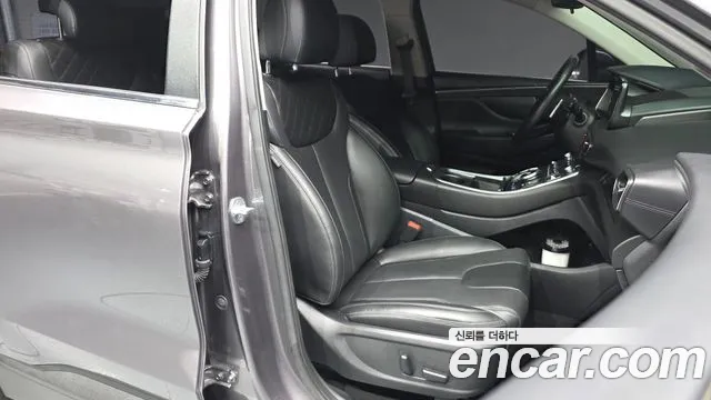 Hyundai Santafe Новый Santa Fe Бензин 2.5T 2WD — Фото автомобиля 9