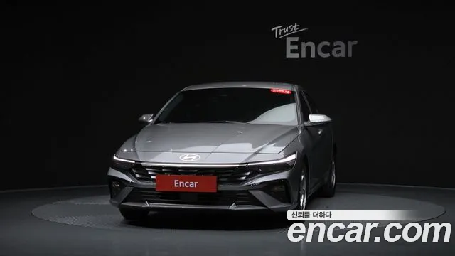 Hyundai Avante CN7 — Фото автомобиля 3