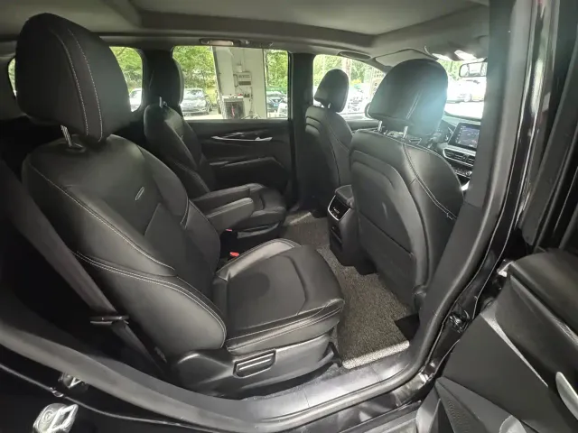 Maxus Dajia 5 — Фото автомобиля 20