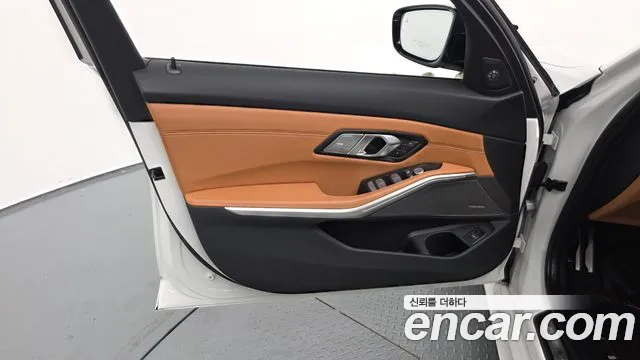 BMW 3 Series G20 — Фото автомобиля 24