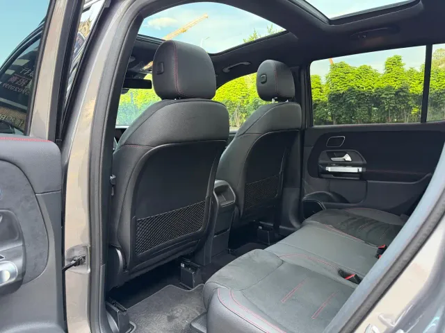 Mercedes-Benz GLB AMG — Фото автомобиля 7
