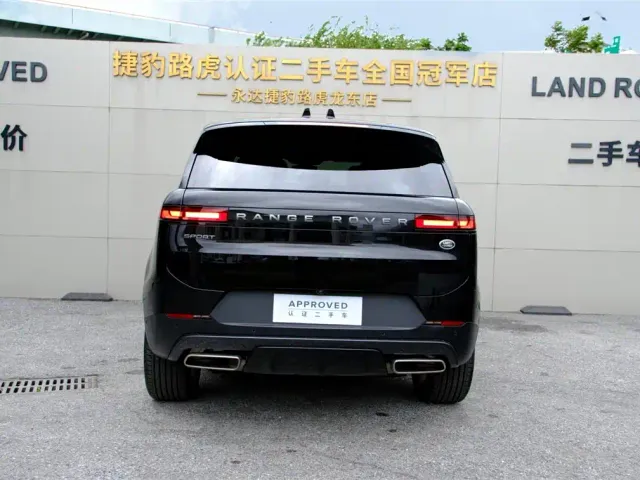 Land Rover Range Rover Sport — Фото автомобиля 5