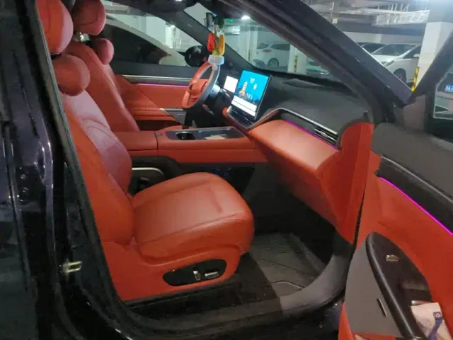 Dongfeng eπ 008 — Фото автомобиля 8