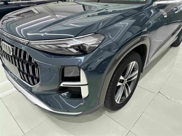 Audi Q6 — Фото автомобиля 3
