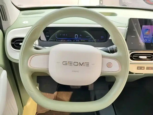 Geely Panda — Фото автомобиля 10