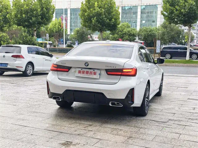 BMW 3 Series — Фото автомобиля 7