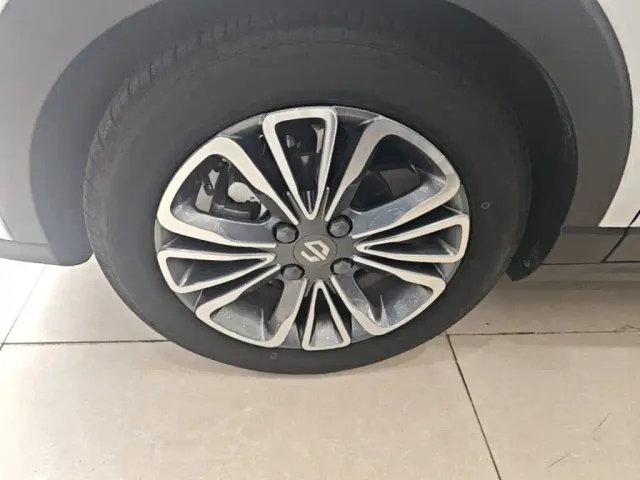 Leapmotor T03 — Фото автомобиля 22