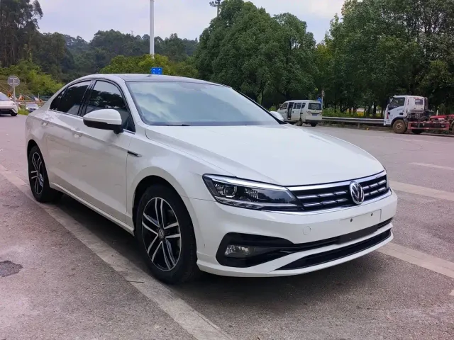 Volkswagen Lamando — Фото автомобиля 2