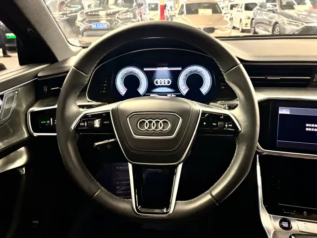 Audi A6L — Фото автомобиля 9