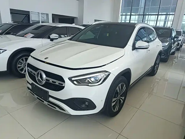 Фотография автомобиля — Mercedes-Benz GLA-Class