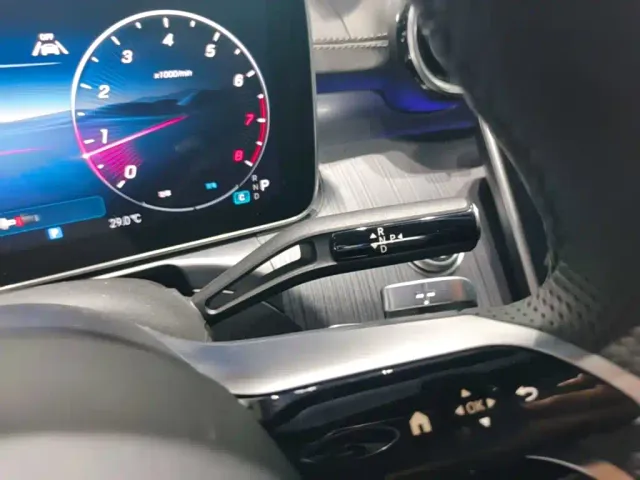 Mercedes-Benz C-Class — Фото автомобиля 13