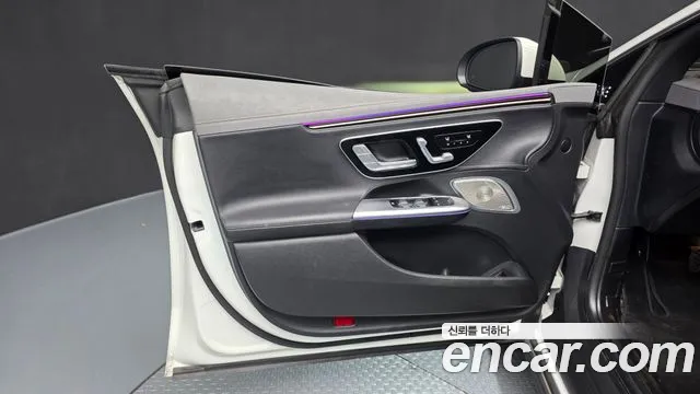 Mercedes-Benz EQE V295 — Фото автомобиля 13