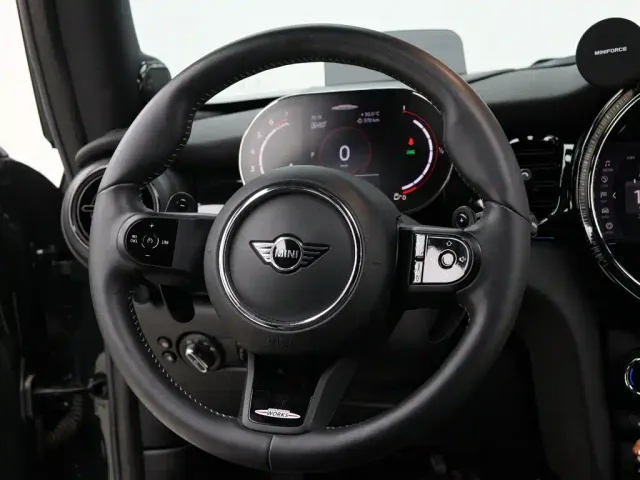 MINI John Cooper Works — Фото автомобиля 11
