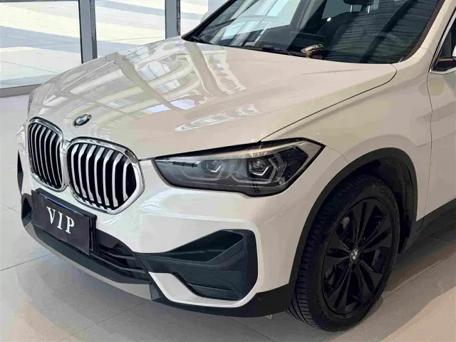 BMW X1 — Фото автомобиля 10