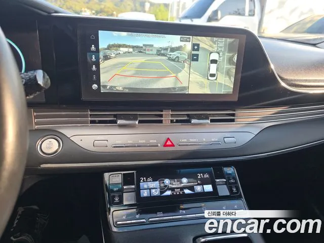 Hyundai Grandeur (New) Hybrid — Фото автомобиля 18
