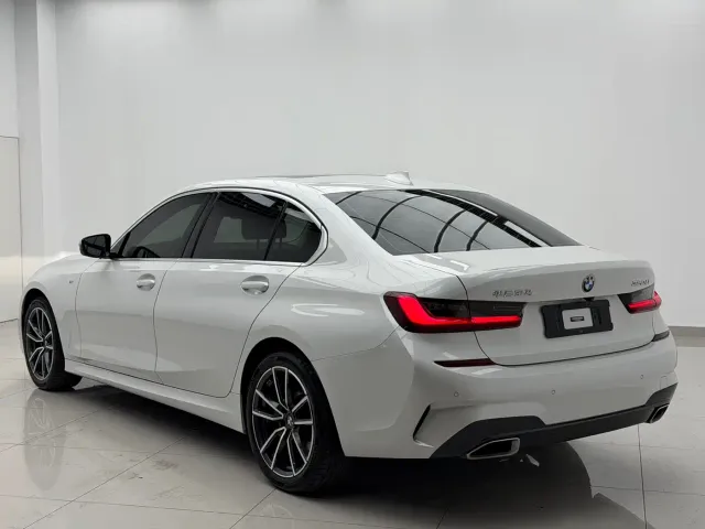 BMW 3 Series — Фото автомобиля 7