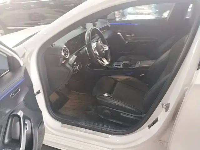 Mercedes-Benz A-Class — Фото автомобиля 15