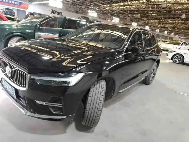 Фотография автомобиля — Volvo XC60