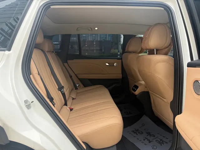 GAC Aion i60 — Фото автомобиля 8