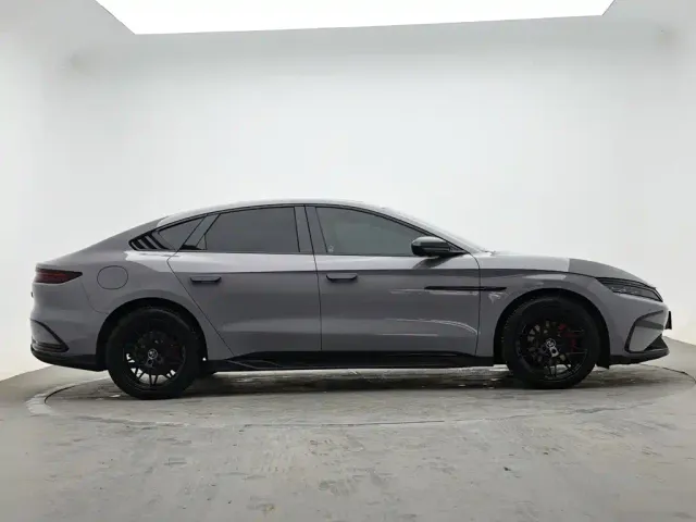 BYD Han — Фото автомобиля 5