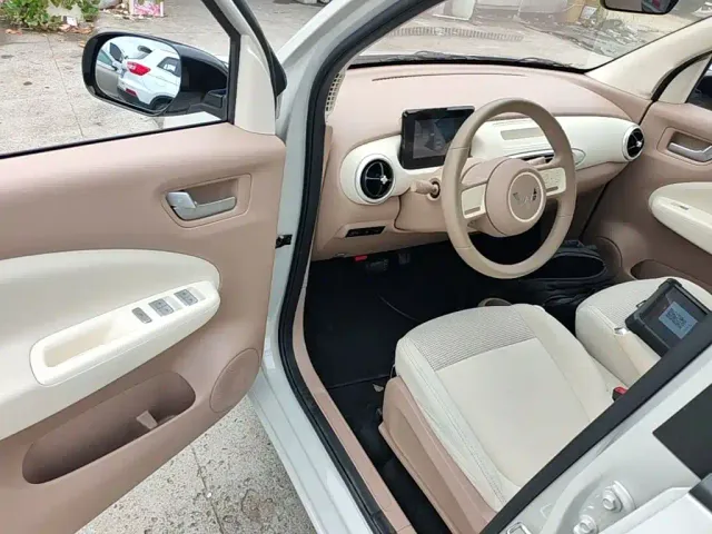 Wuling Hongguang Mini EV — Фото автомобиля 15