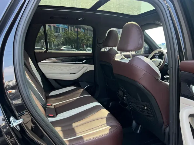 Geely Xingyue L — Фото автомобиля 24