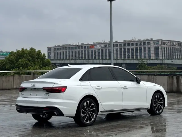 Audi A4L — Фото автомобиля 6