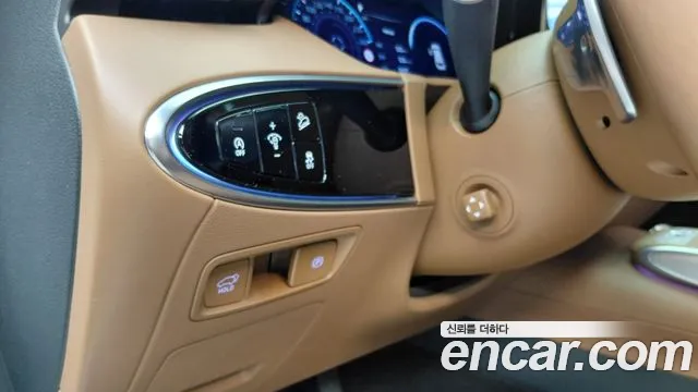 Genesis GV70 — Фото автомобиля 29