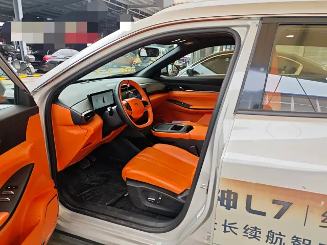 Dongfeng Fengshen L7 — Фото автомобиля 5