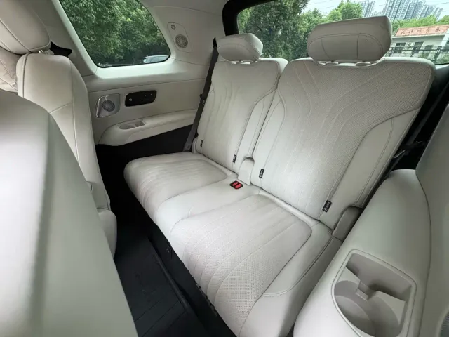 Geely Galaxy M9 — Фото автомобиля 8