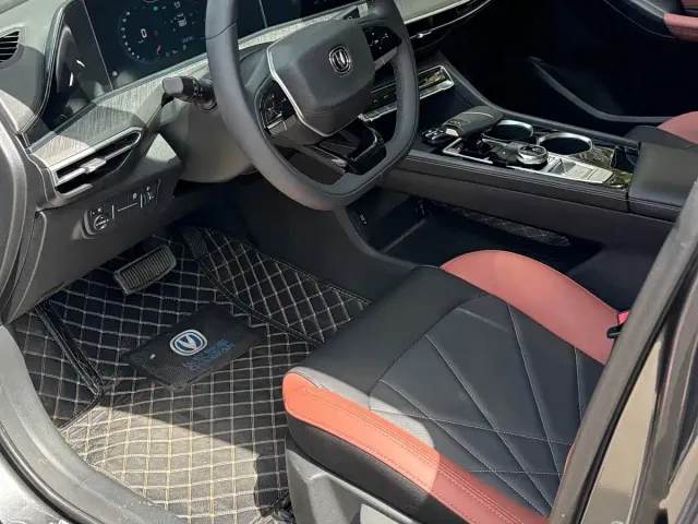 Changan Eado — Фото автомобиля 4