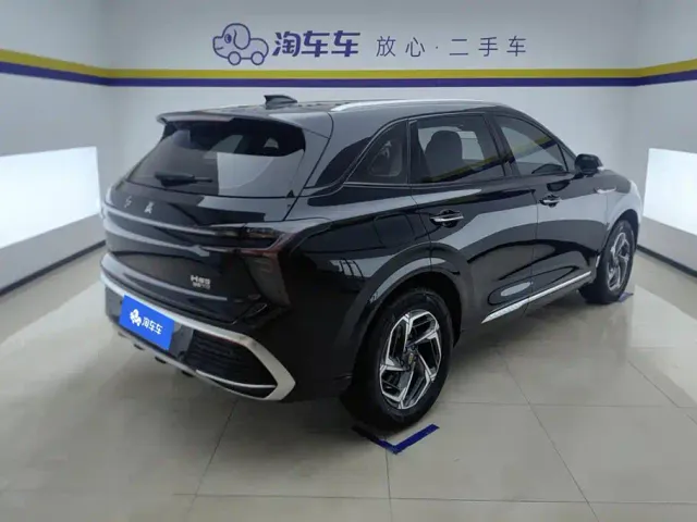 Hongqi HS3 — Фото автомобиля 3