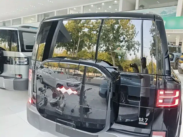 BYD FangChengBao Titanium 7 — Фото автомобиля 5