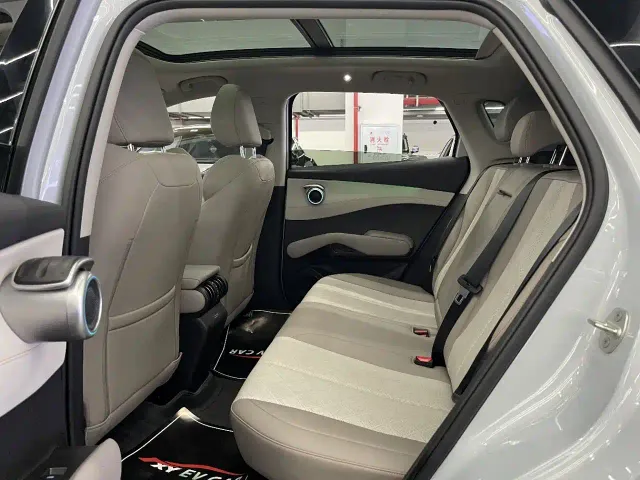 BYD Yuan PLUS — Фото автомобиля 5